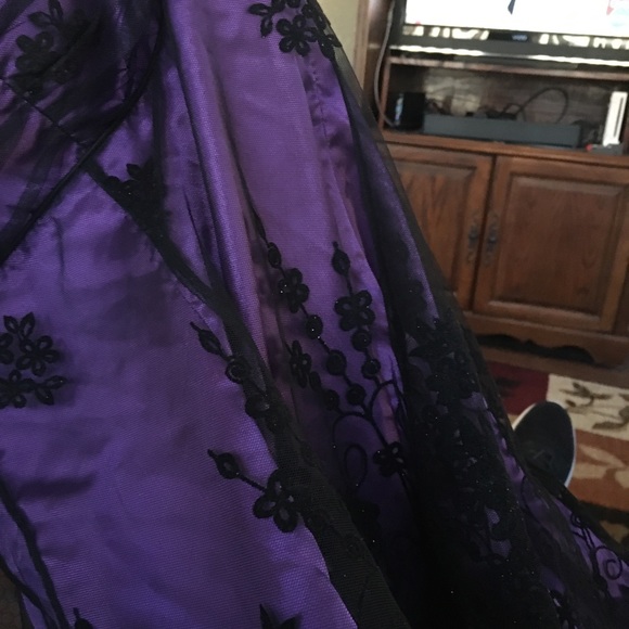 Blonde Nites Purple and Black Party Dress Size 11 - Picture 10 of 10